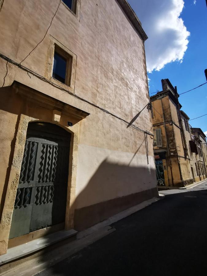 Le Bleu Jean Denim Arenes - Une Nuit A Nimes Exterior foto
