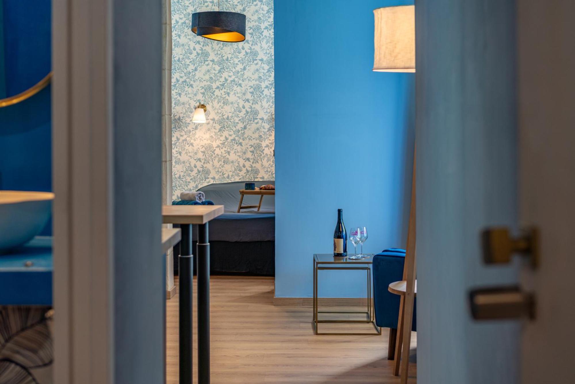 Le Bleu Jean Denim Arenes - Une Nuit A Nimes Exterior foto